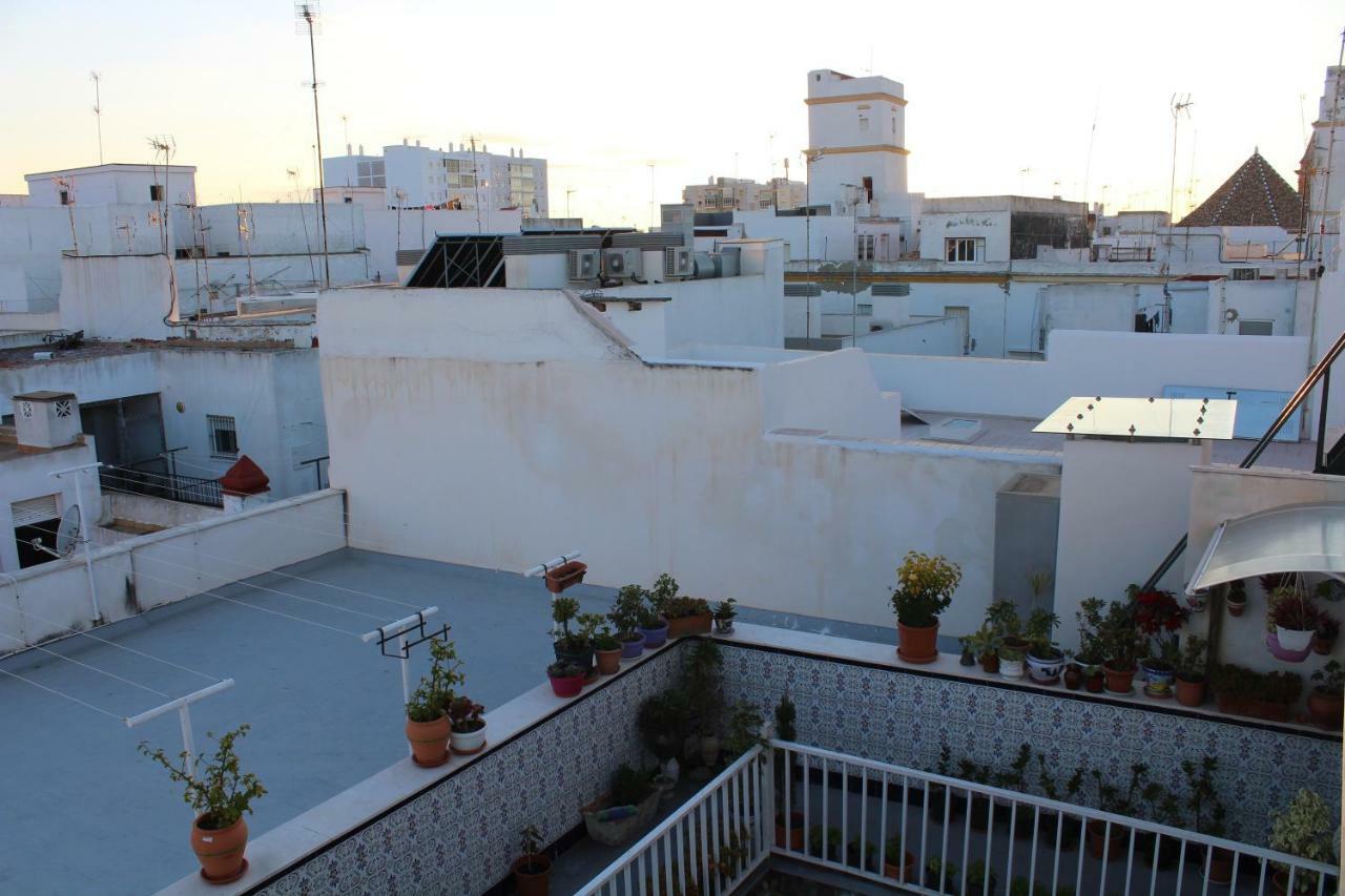 Casa De Los Viajeros Apartment Cadiz Bagian luar foto